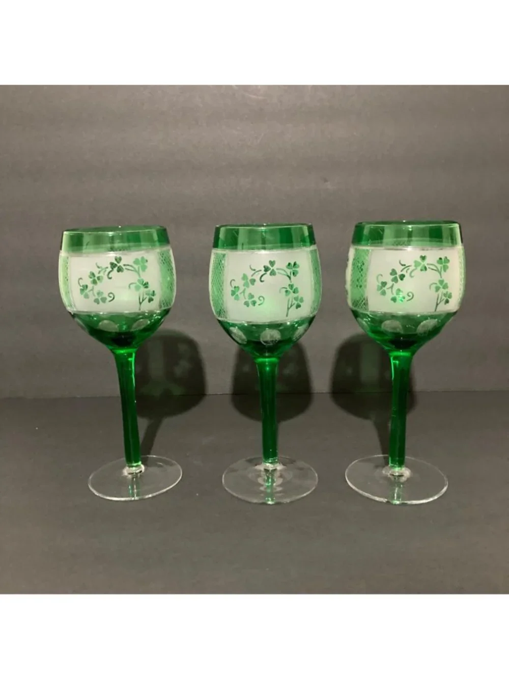 Irish Lucky Shamrock Green And Frosted White Wine Glasses Cut To Clear 